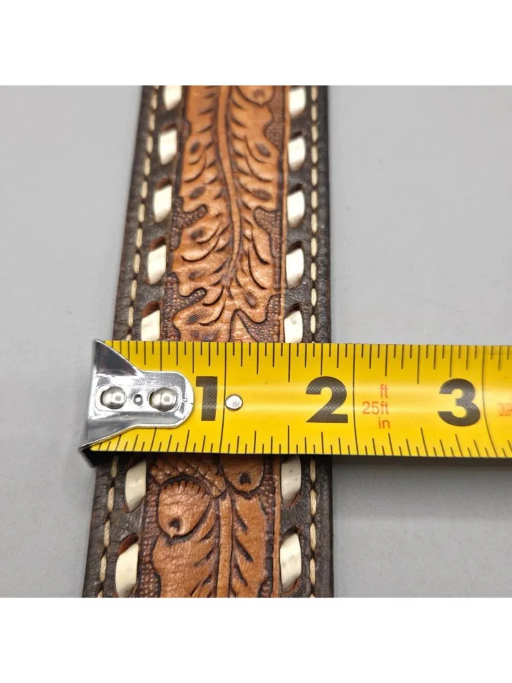 Vintage Justin Tooled Top Grain Cowhide Leather Belt Acorn Leaf Design Western